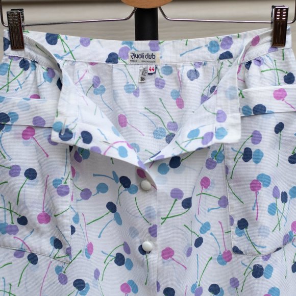 Vintage Rivoli Club Midi Waffle Skirt w Button Front, Cherry Design & Pockets - Picture 4 of 4